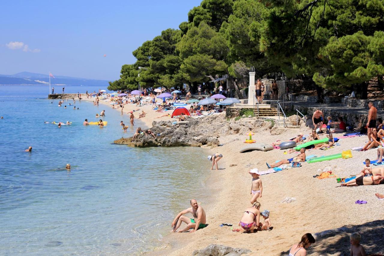 Apartments By The Sea Brela, Makarska - 11821 Zewnętrze zdjęcie